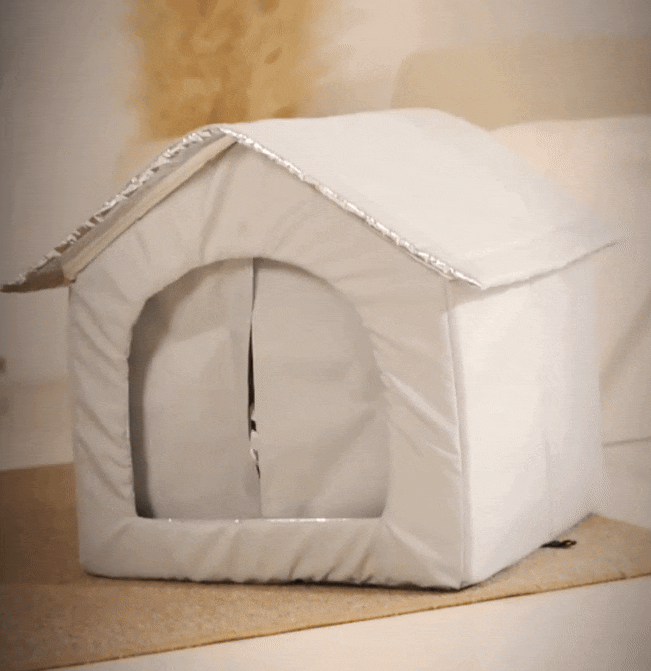 Insulated Outdoor Cat House - Waterproof Shelter for Stray & Outdoor Cats