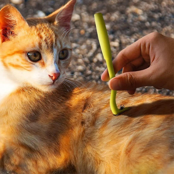 Tick Remover Tool for Dogs & Cats – Easy Tick Picker for Safe Tick Removal